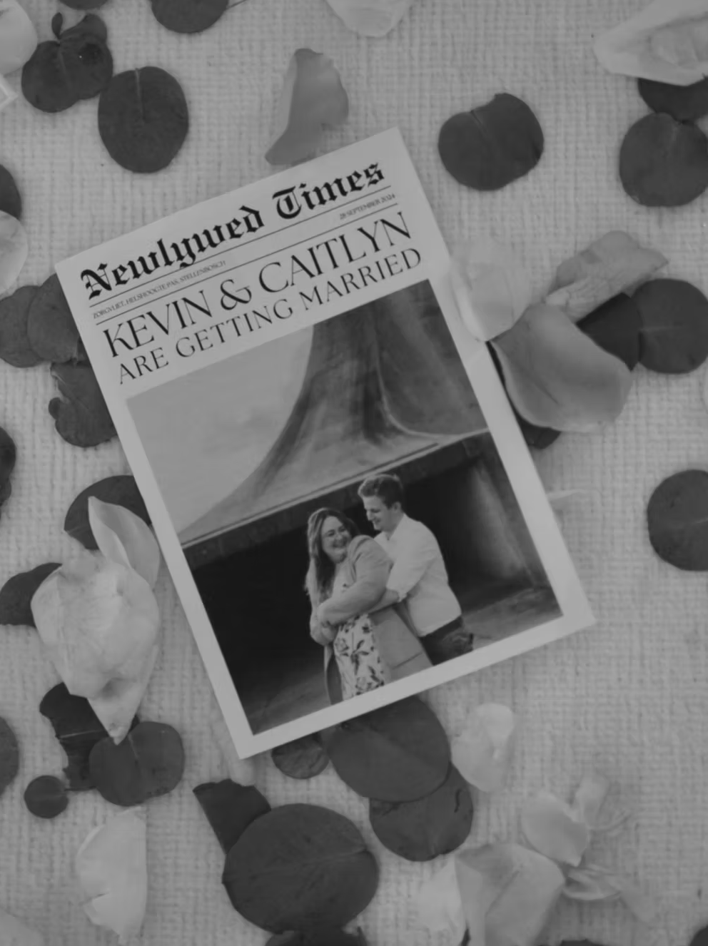Customizable Newspaper (CANVA Template)
